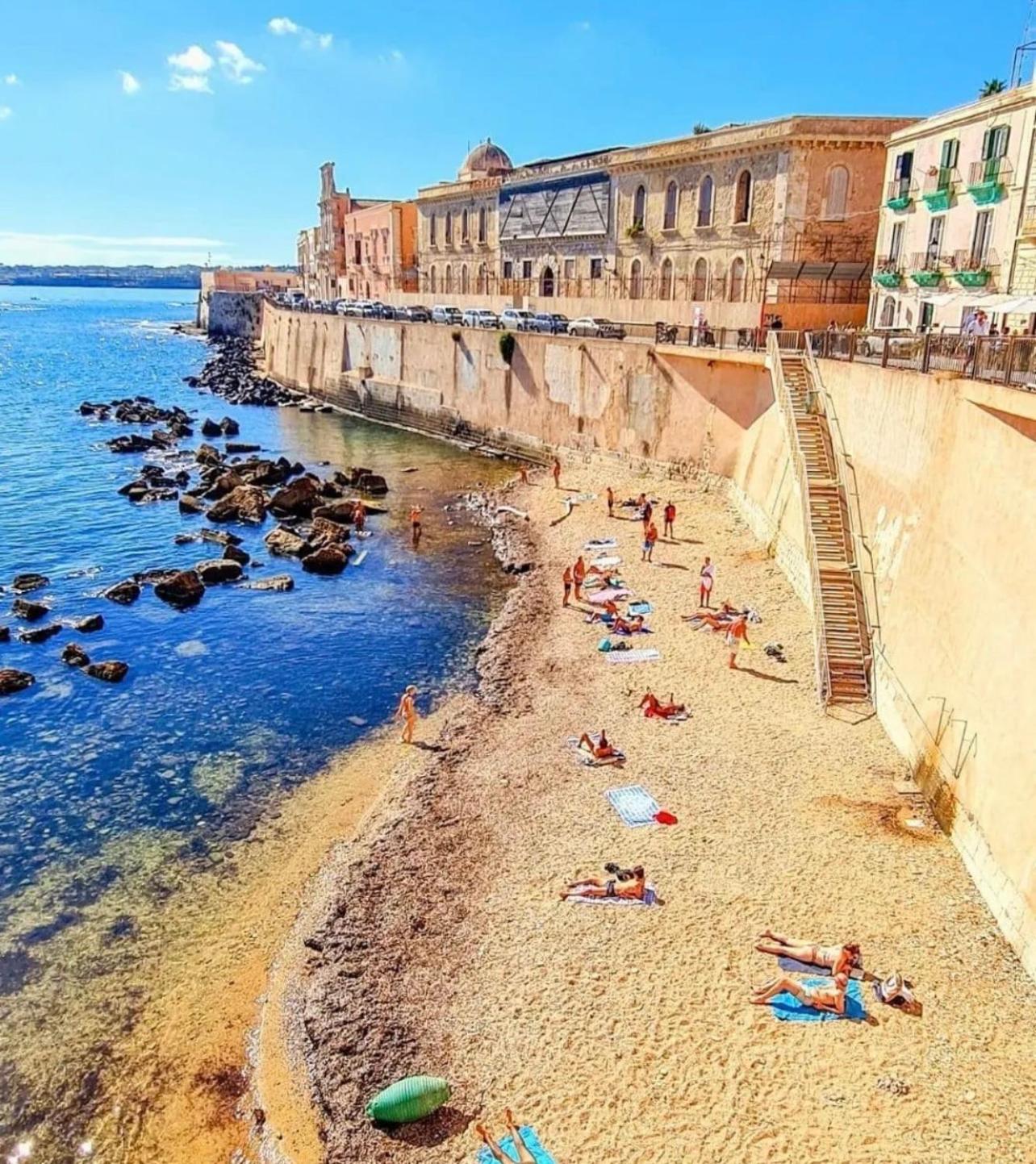 Apartamento La Perla Sul Cortile Syracuse Exterior foto
